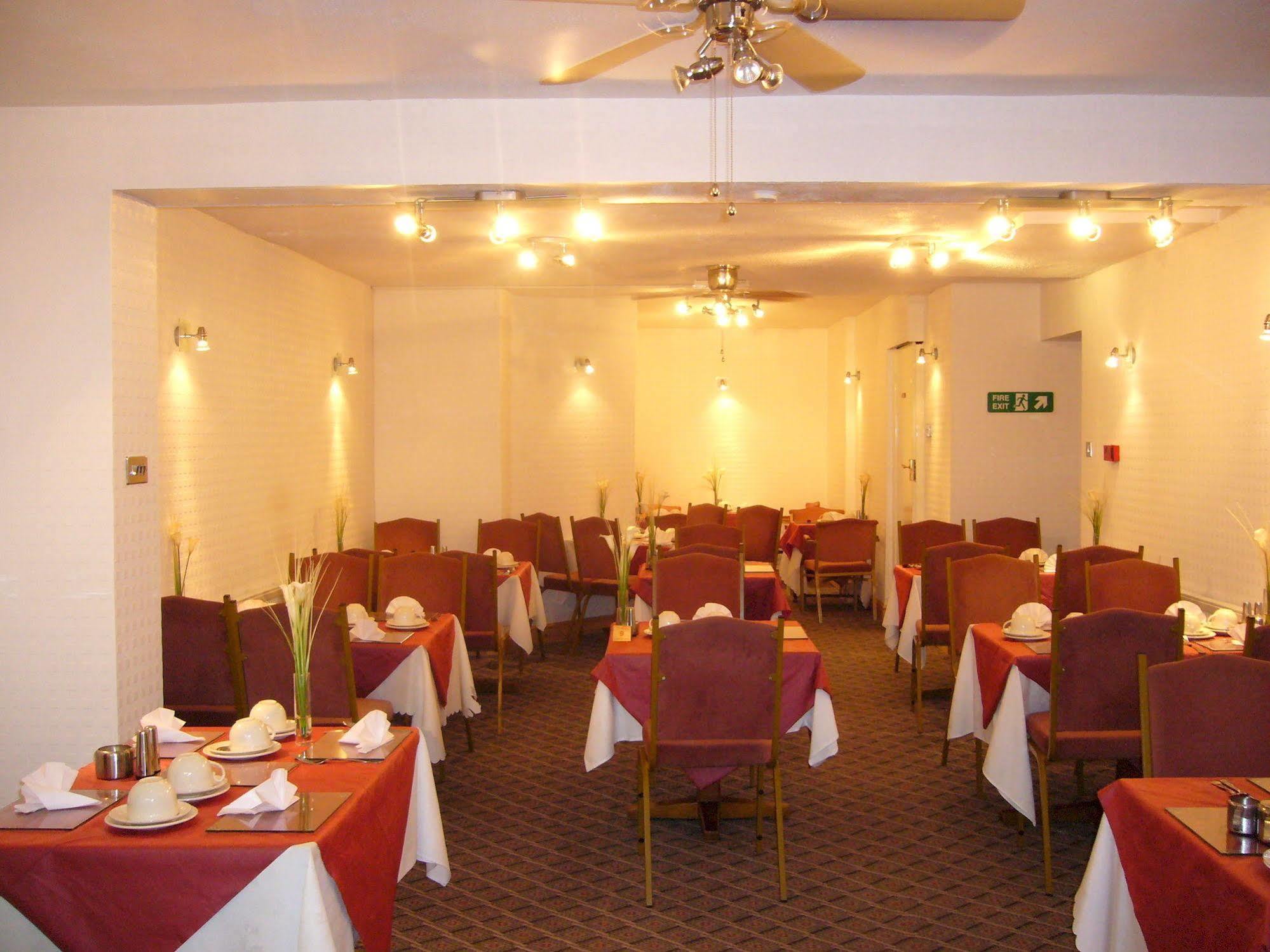 Hotel Monterey 3*