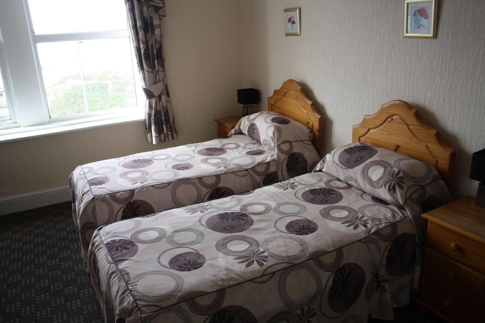 Monterey Hotel 3*